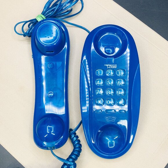 Vintage 90s AMBASSADOR 3300 Neon Blue Translucent Landline Phone GenX Nostalgia - Picture 3 of 10